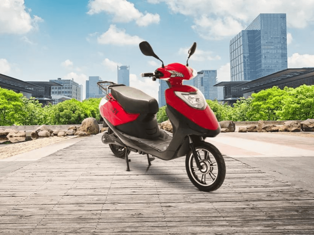 Ujaas eZy Electric Scooter